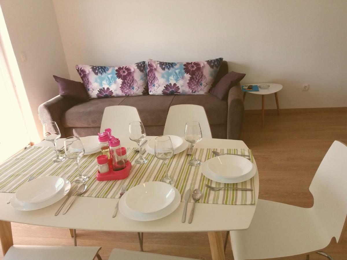 Apartments Mestrovic Lopar Ngoại thất bức ảnh