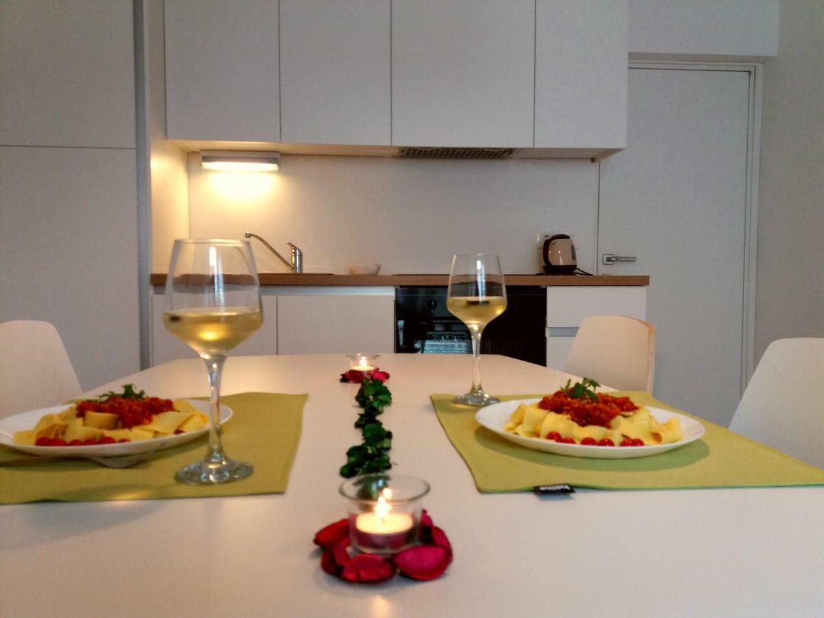 Apartments Mestrovic Lopar Ngoại thất bức ảnh